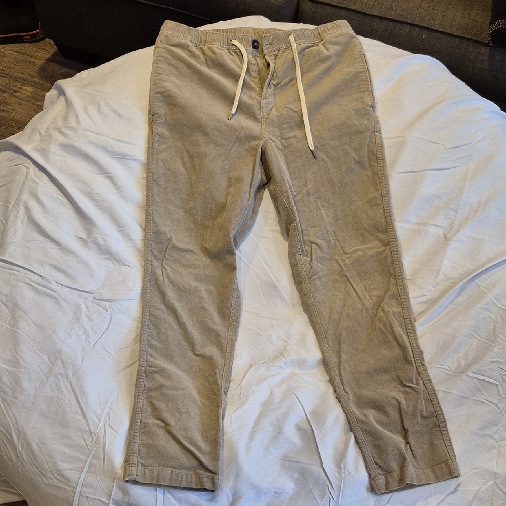 Vuori Men's Optimist Corduroy Pant Size Large (33-34)